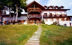 Rifugio Predaia Ai Todes'ci