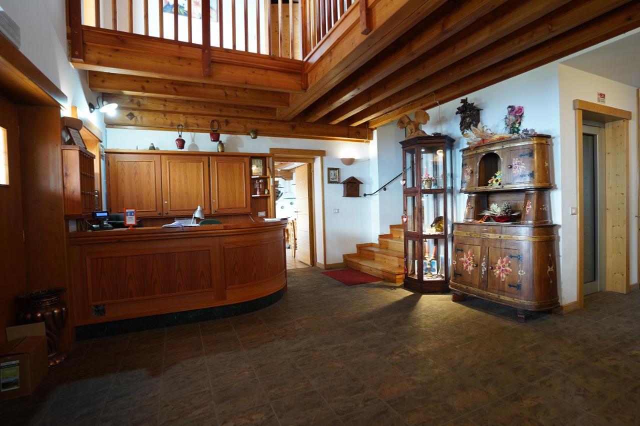 Hotel Rifugio Predaia Ai Todes'ci Tres Esterno foto