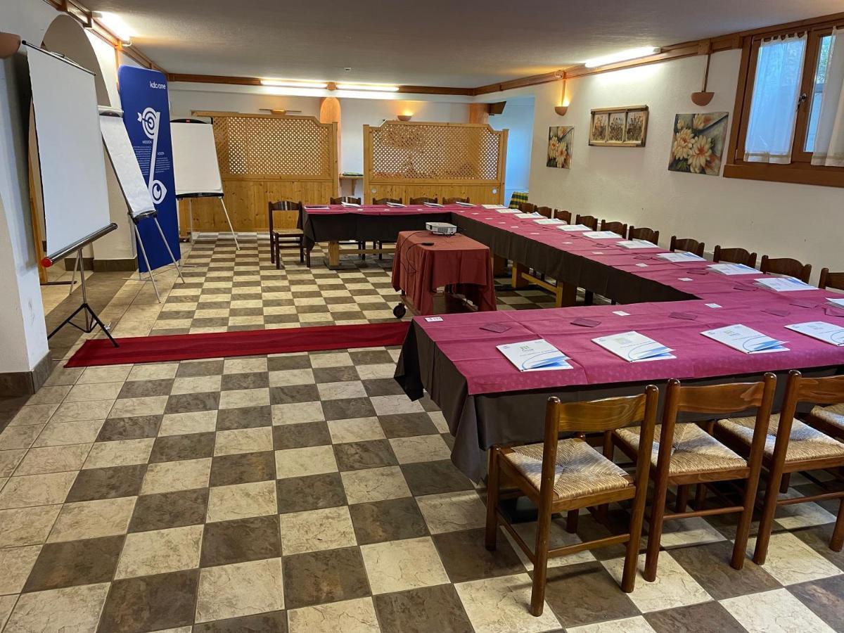 Hotel Rifugio Predaia Ai Todes'ci Tres Esterno foto