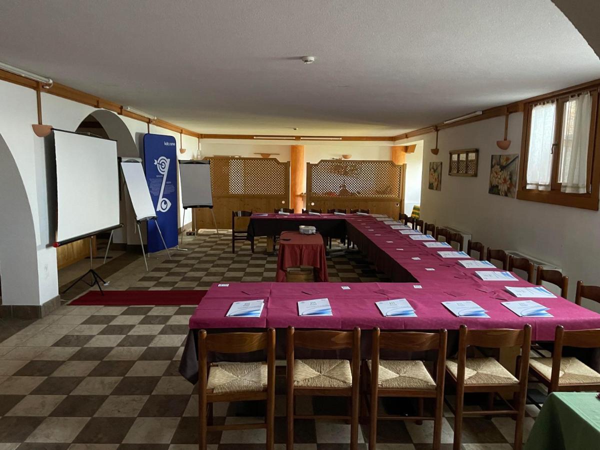 Hotel Rifugio Predaia Ai Todes'ci Tres Esterno foto