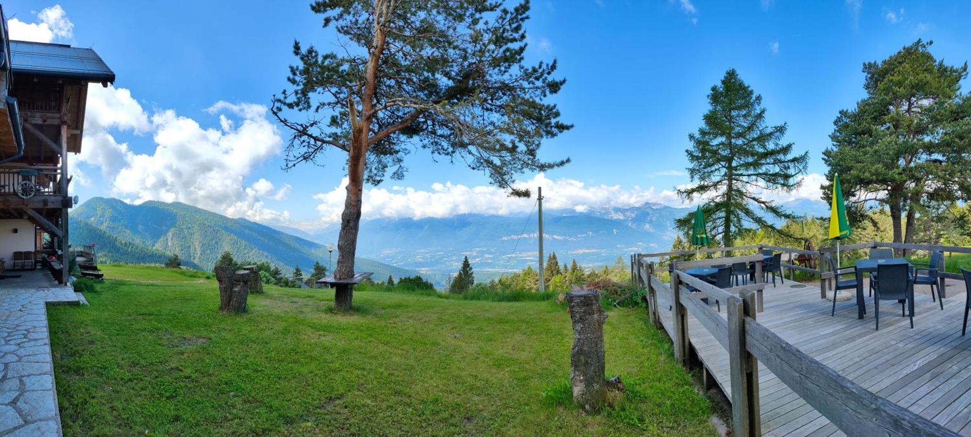 Hotel Rifugio Predaia Ai Todes'ci Tres Esterno foto