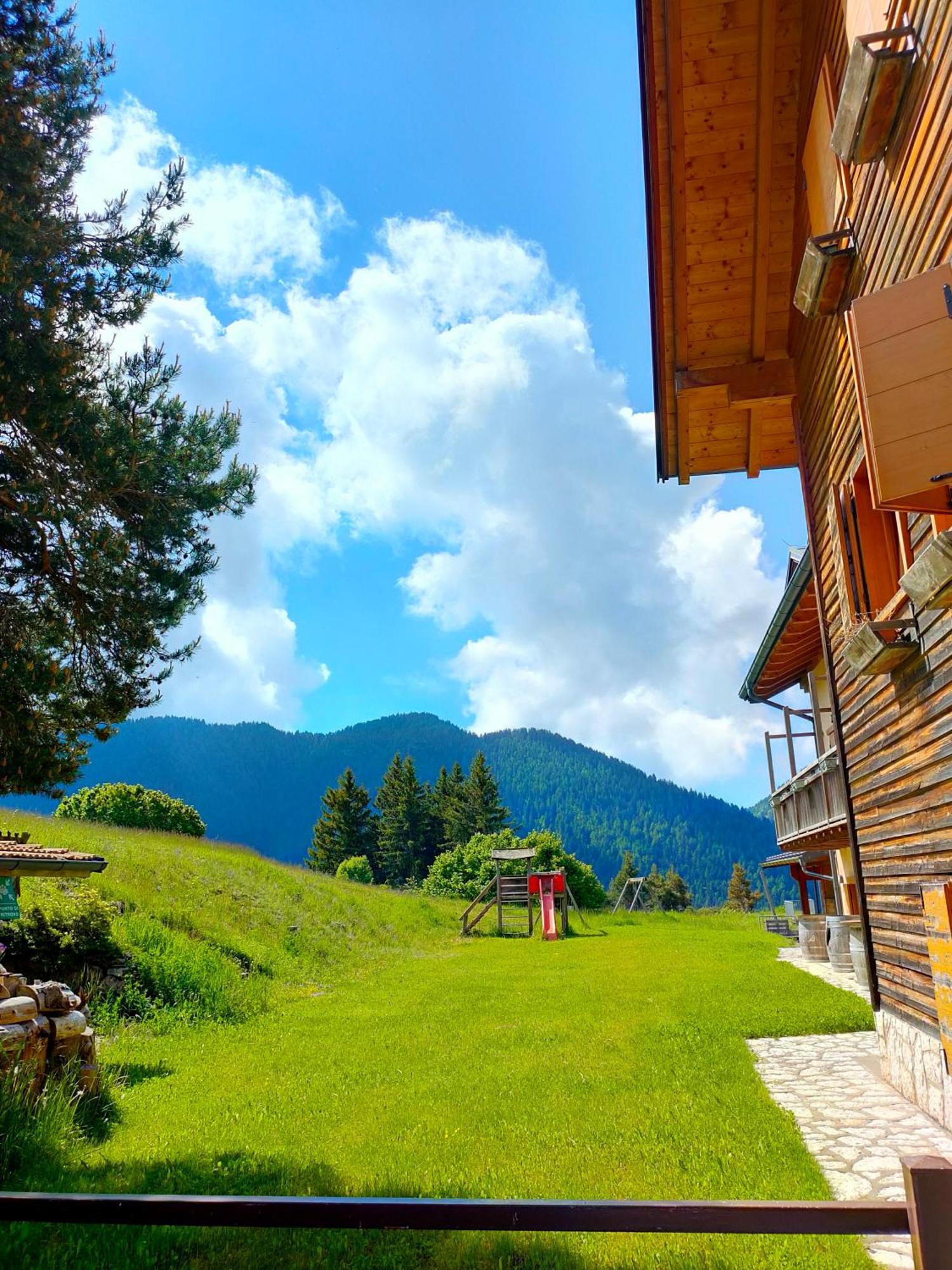 Hotel Rifugio Predaia Ai Todes'ci Tres Esterno foto