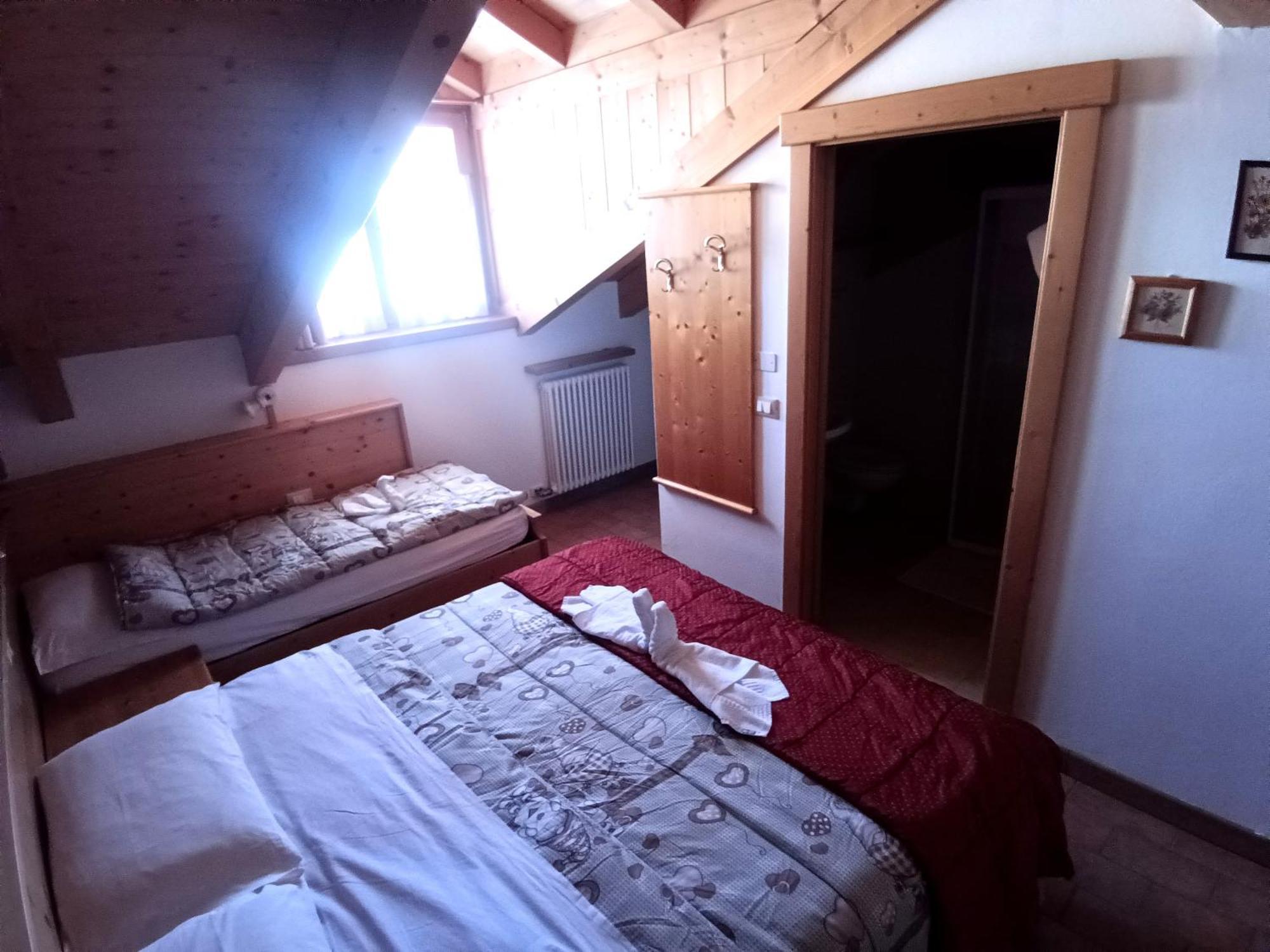 Hotel Rifugio Predaia Ai Todes'ci Tres Esterno foto