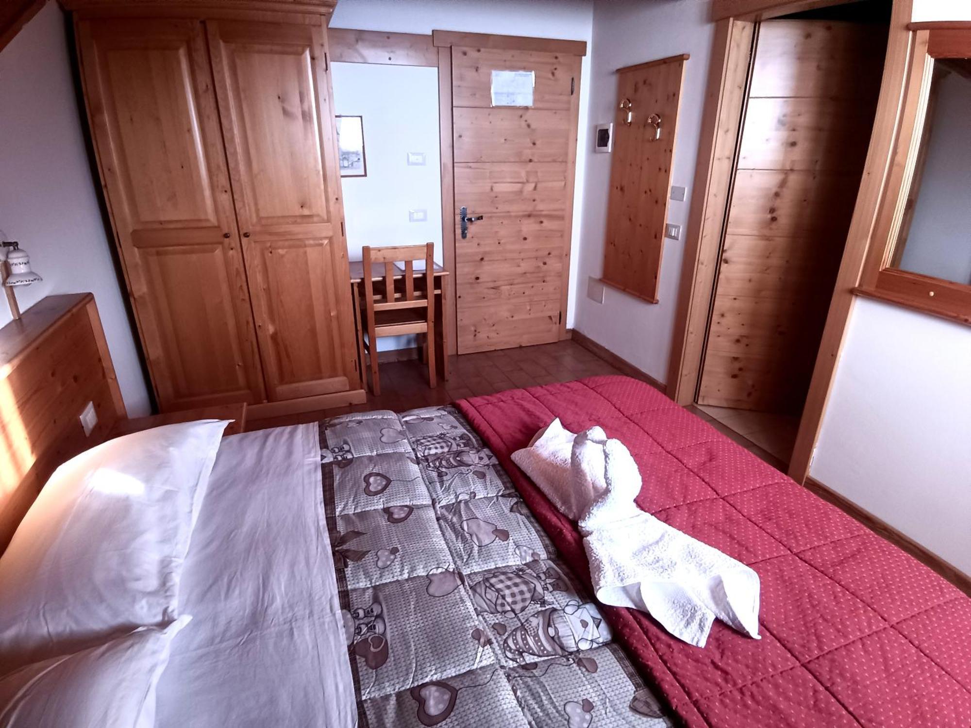 Hotel Rifugio Predaia Ai Todes'ci Tres Esterno foto