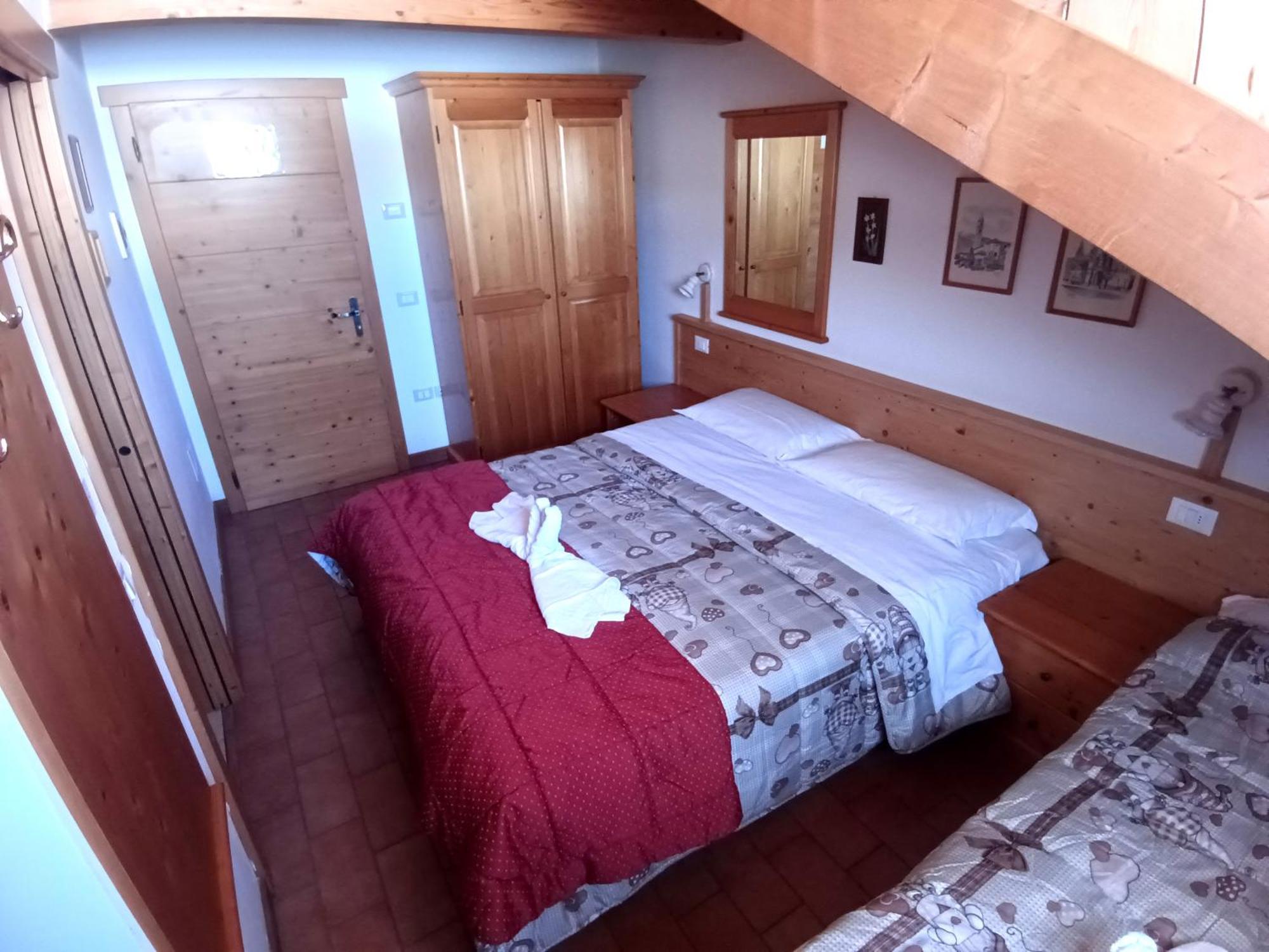Hotel Rifugio Predaia Ai Todes'ci Tres Esterno foto