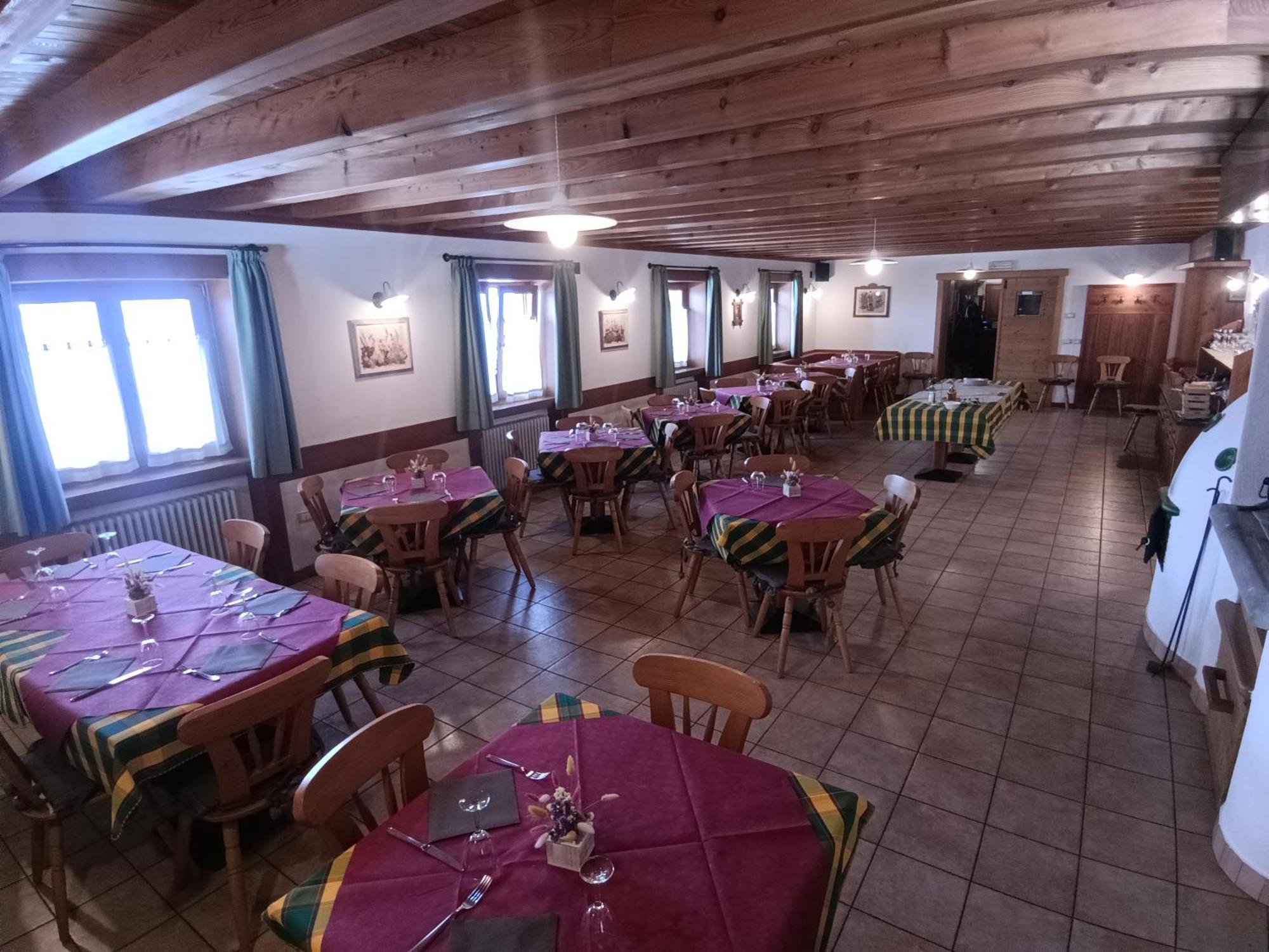 Hotel Rifugio Predaia Ai Todes'ci Tres Esterno foto