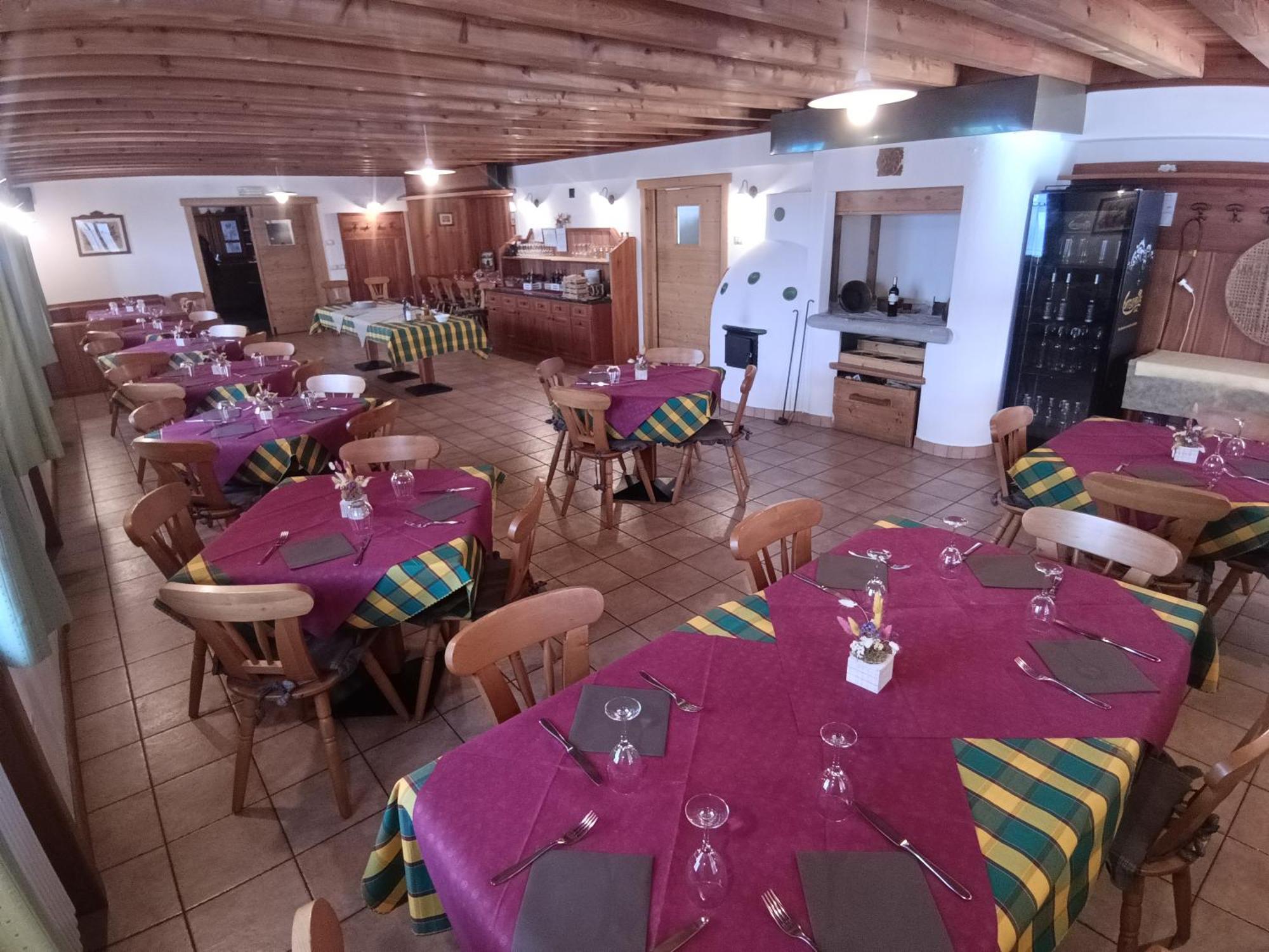 Hotel Rifugio Predaia Ai Todes'ci Tres Esterno foto