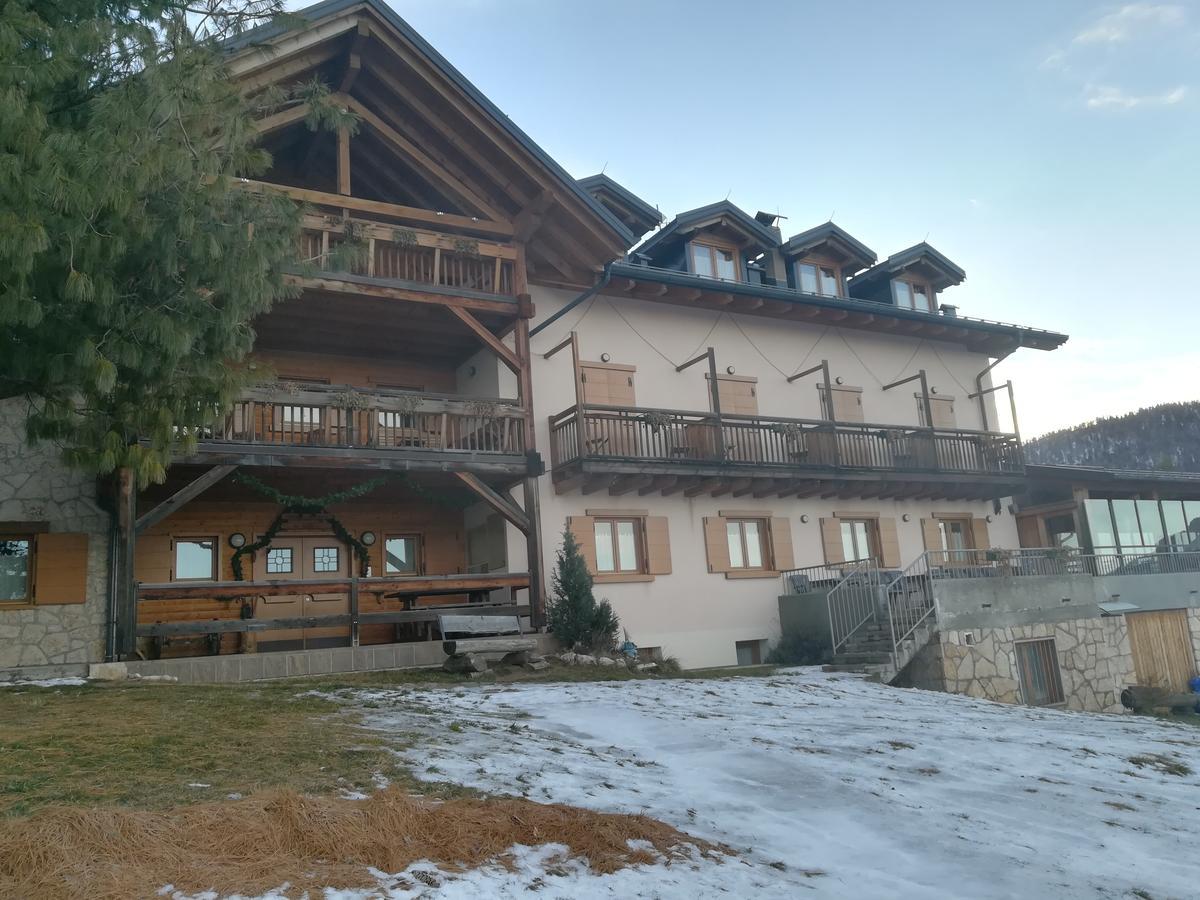 Hotel Rifugio Predaia Ai Todes'ci Tres Esterno foto